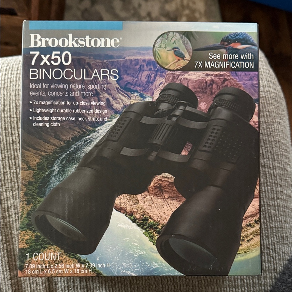 Brookstone Black 7x50 Binoculars Brand New